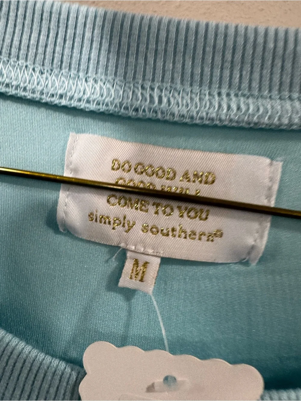 NWT Simply Southern Pearl Star Embellished Cropped Sweatshirt - Light Blue - Picture 3 of 5